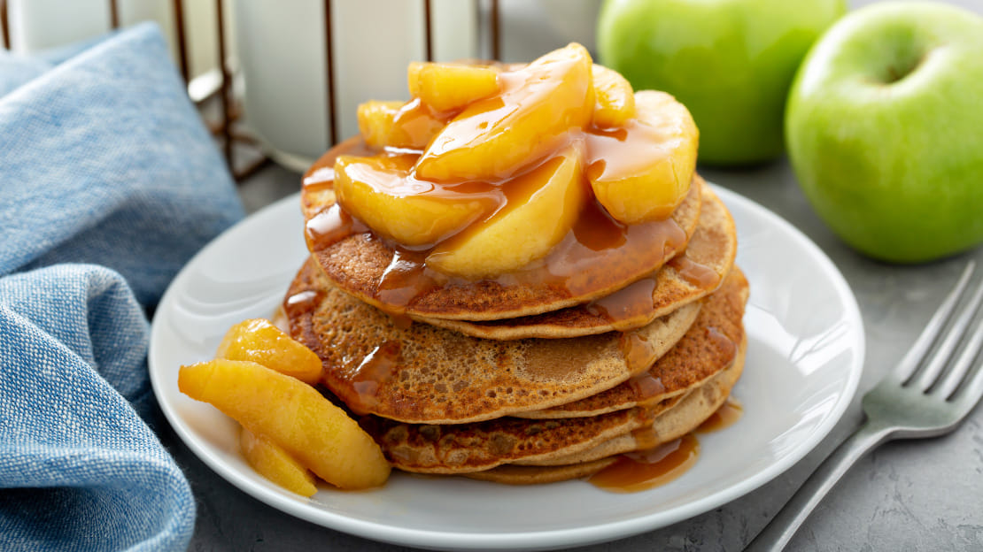 Apple and Cinnamon Pancakes
