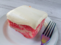 Strawberry Jello Poke Cake Recipe