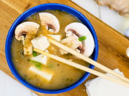 Miso Soup With Mushroom