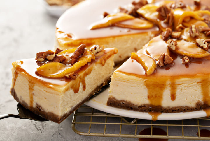 Apple and Caramel Cheesecake