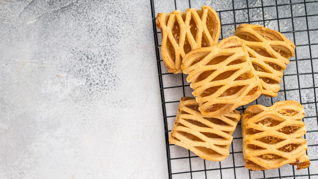 Apple In Puff Pastry Recipe