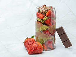 Dubai Chocolate Strawberry Cup