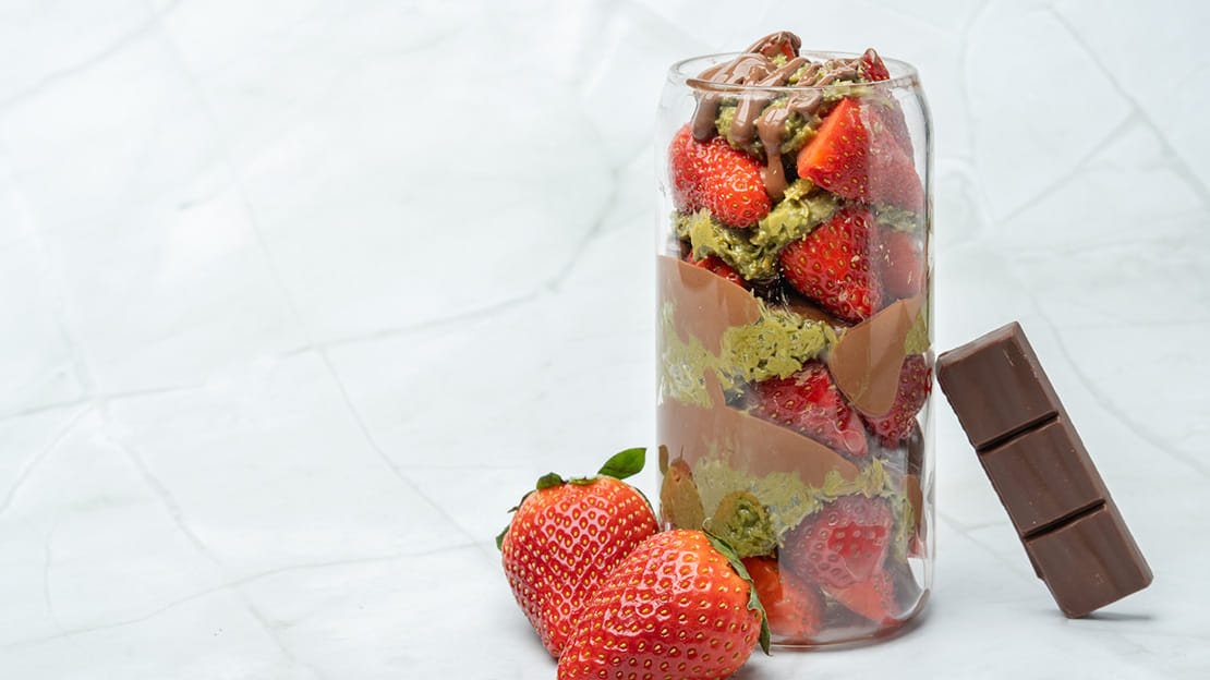 Dubai Chocolate Strawberry Cup