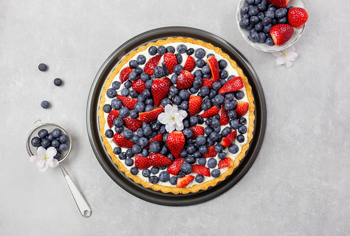 Summer Berry and Cream Tart