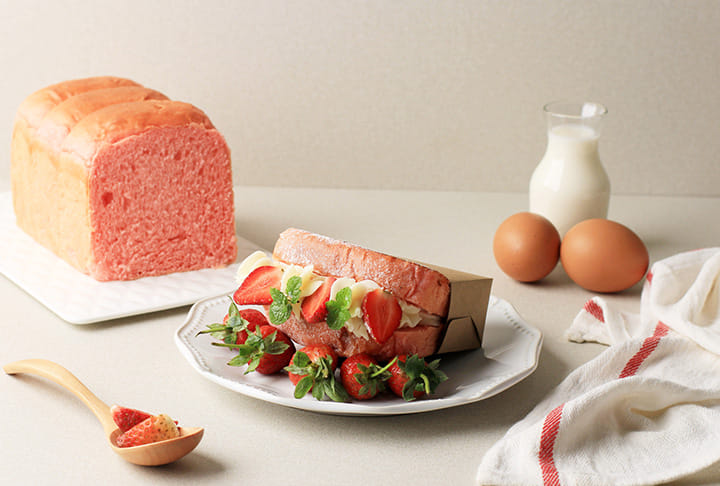 Korean Strawberry Cream Bread