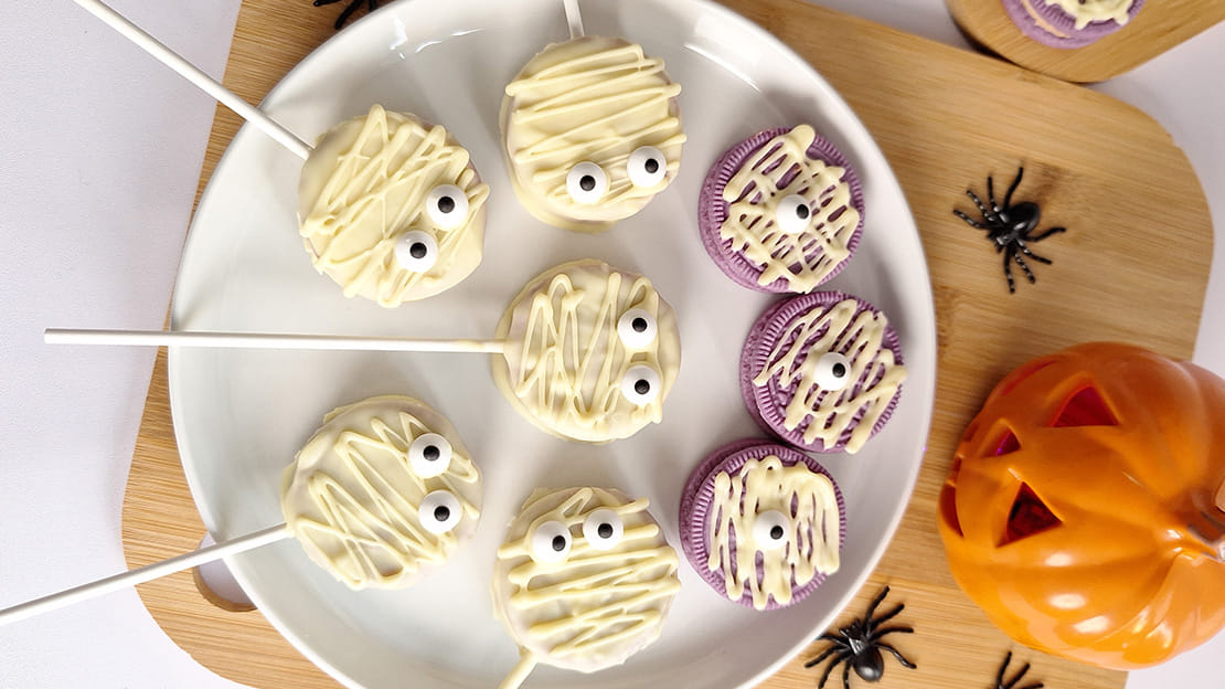 Halloween Mummy Oreo Cookies